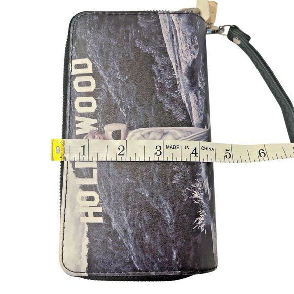 Rare Marilyn Monroe Hollywood Wallet Wristlet NWT 2018 Licensed - Picture 8 of 12
